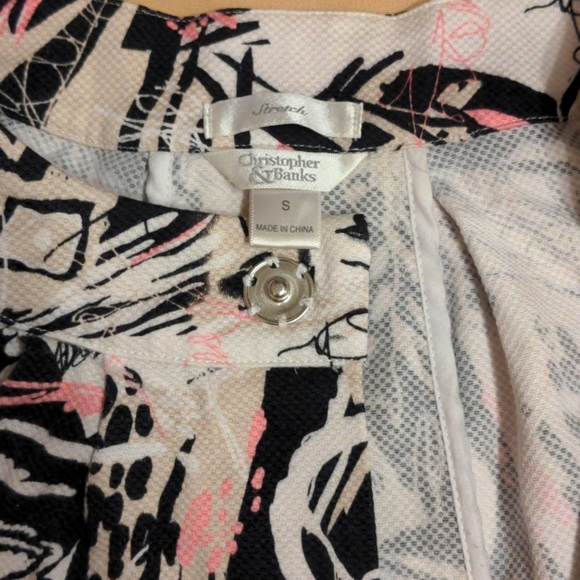 S white pink black graphic face art print 3/4 sleeve w cuffs back pleat 2 snaps - Picture 3 of 6